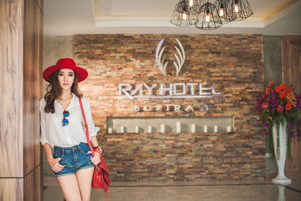 Ray Hotel Buriram Exterior photo